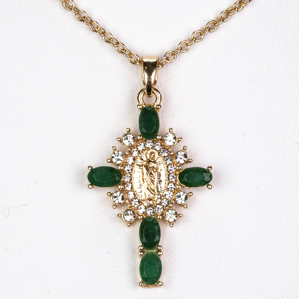 Prívesok so smaragdovým krížom s retiazkou